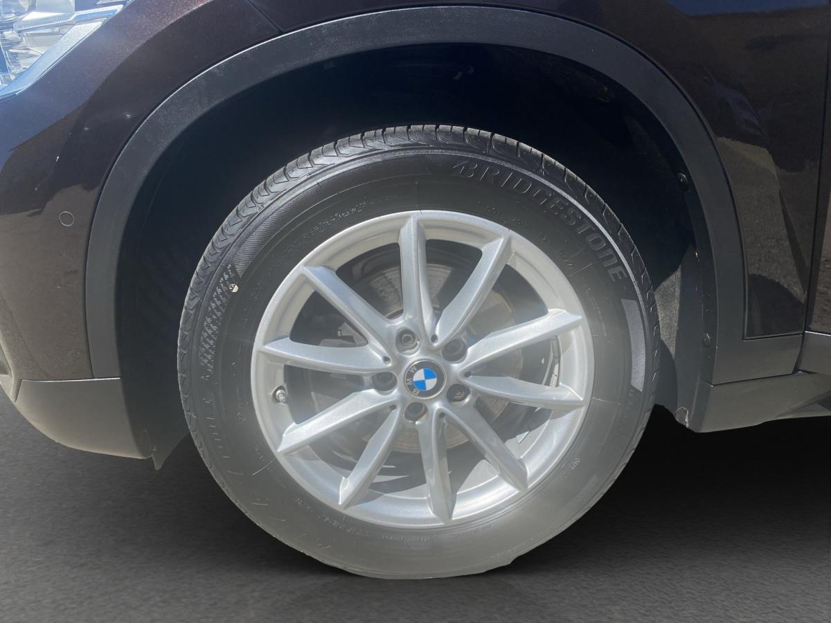 Originalaufnahme des Fahrzeugs Originalaufnahme des Fahrzeugs