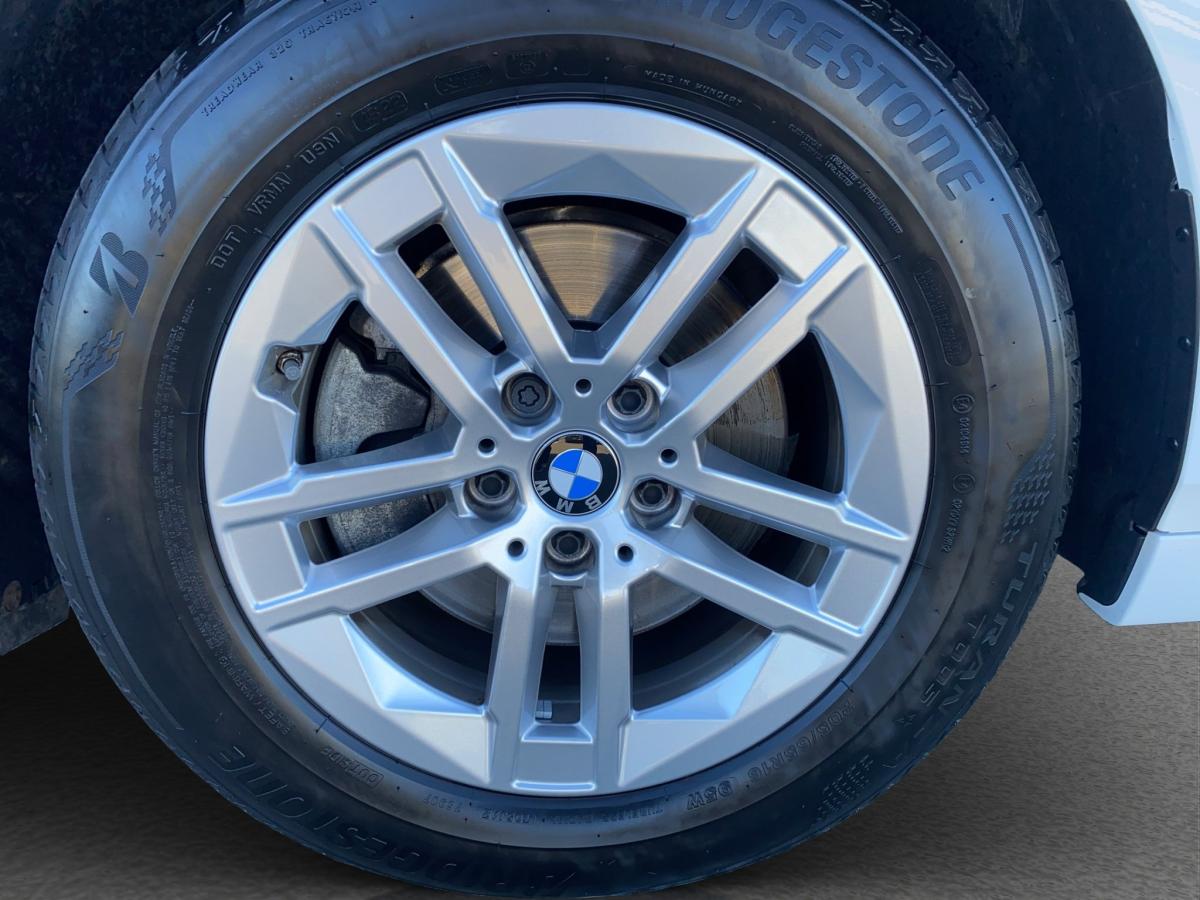 Originalaufnahme des Fahrzeugs Originalaufnahme des Fahrzeugs