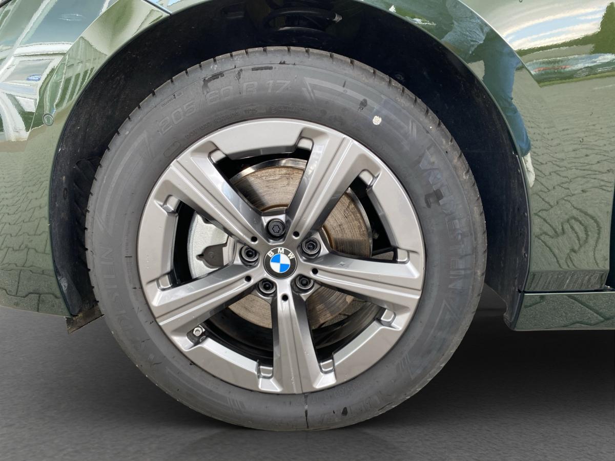 Originalaufnahme des Fahrzeugs Originalaufnahme des Fahrzeugs