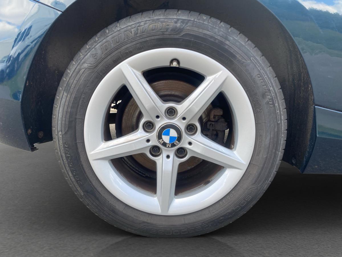 Originalaufnahme des Fahrzeugs Originalaufnahme des Fahrzeugs