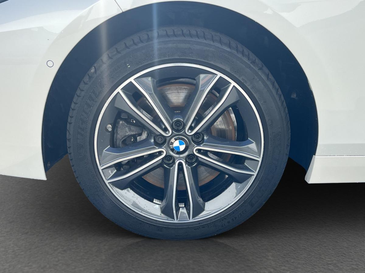 Originalaufnahme des Fahrzeugs Originalaufnahme des Fahrzeugs