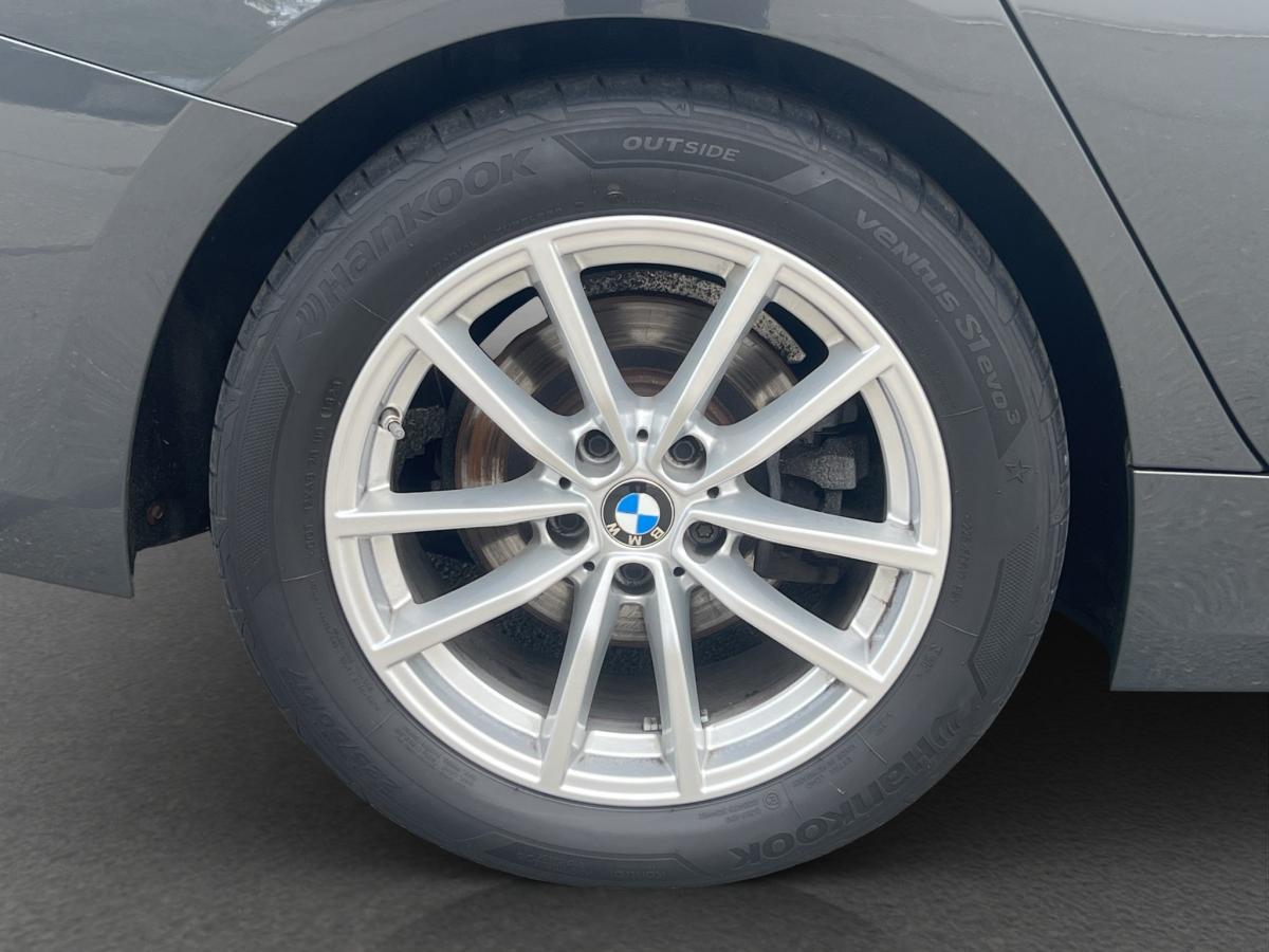 Originalaufnahme des Fahrzeugs