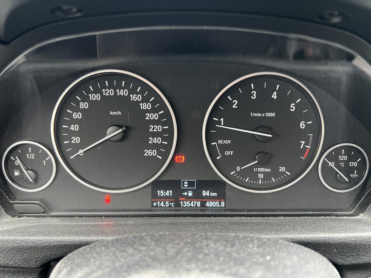 Originalaufnahme des Fahrzeugs Originalaufnahme des Fahrzeugs