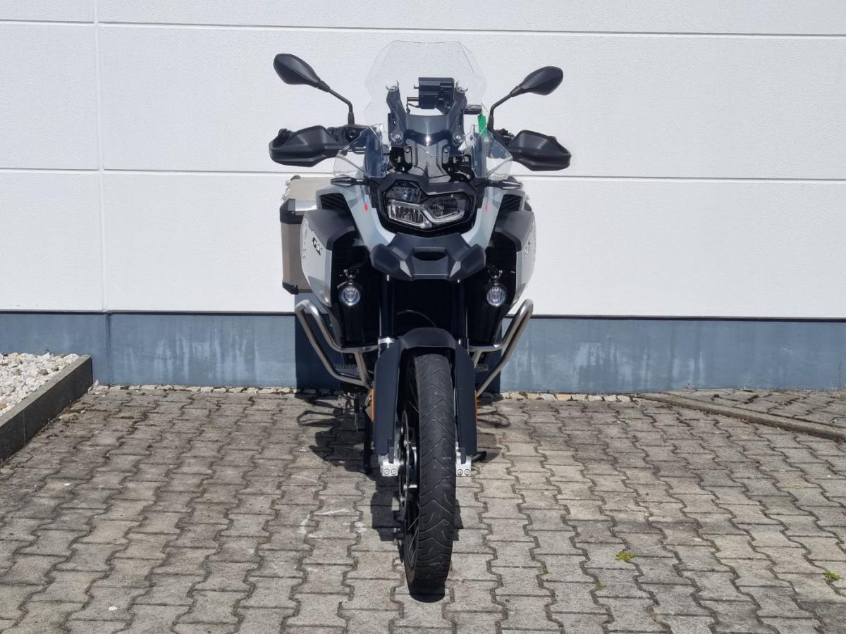 Originalaufnahme des Fahrzeugs Originalaufnahme des Fahrzeugs