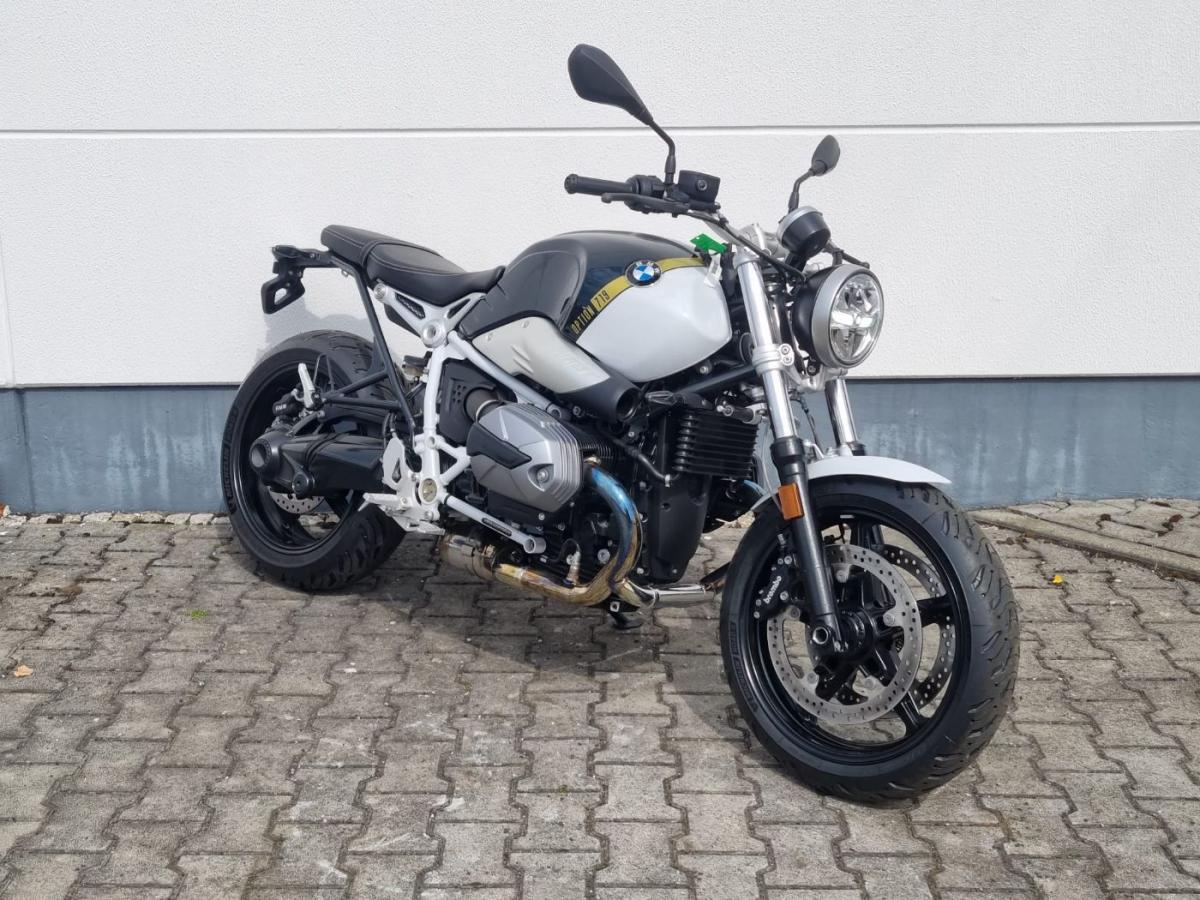 Originalaufnahme des Fahrzeugs