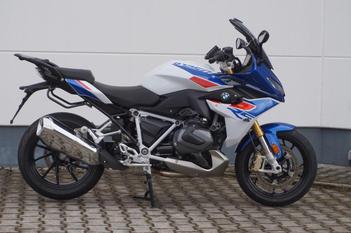 BMW R 1250 RS in Weiß von vorne