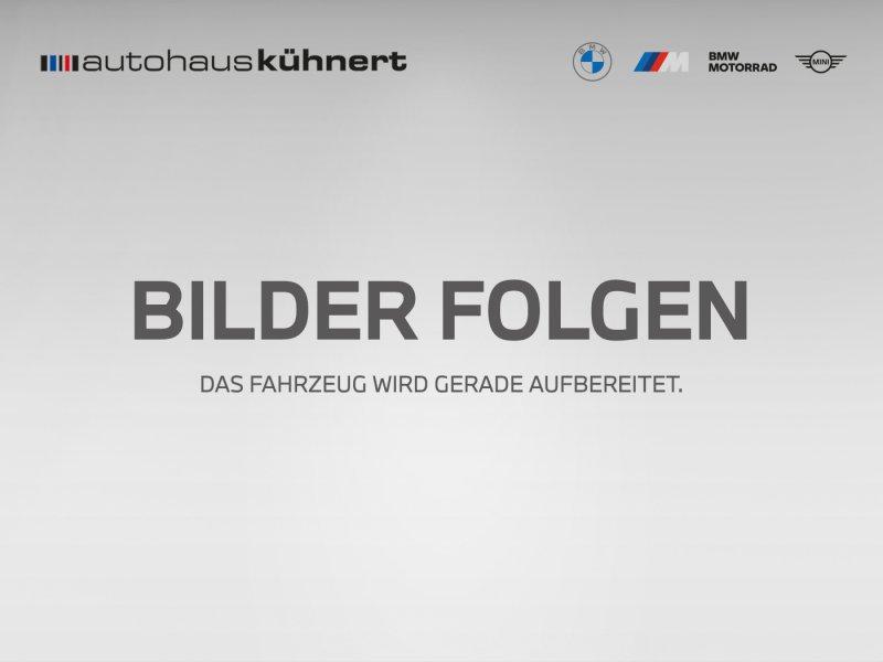 BMW R 1250 RT in Schwarz von vorne