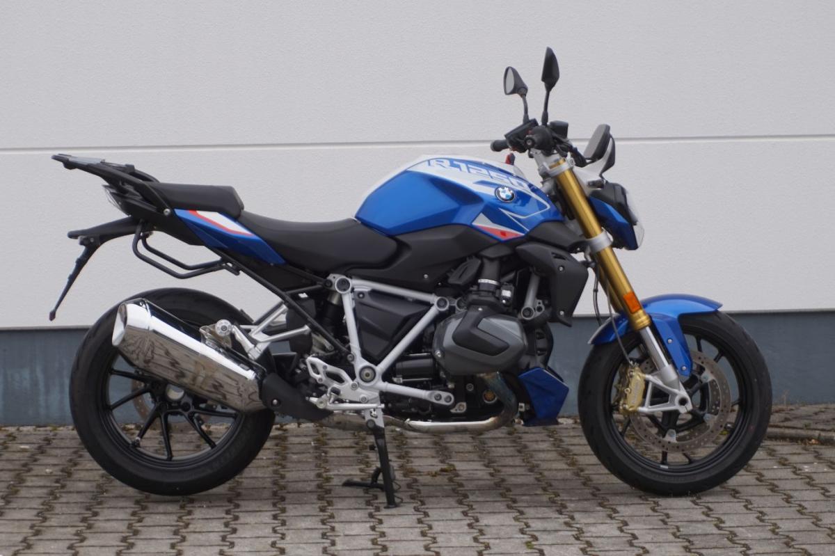 BMW R 1250 R in Blau von vorne