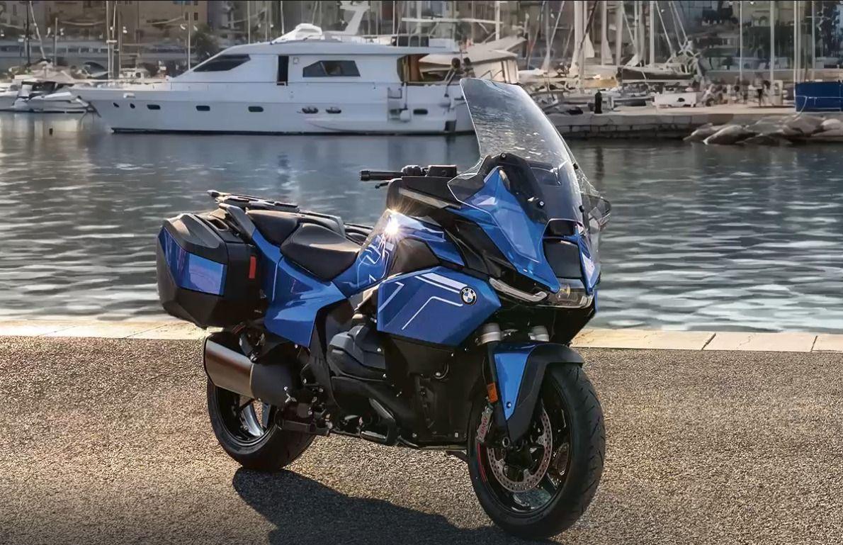 BMW R 1300 RT von vorne