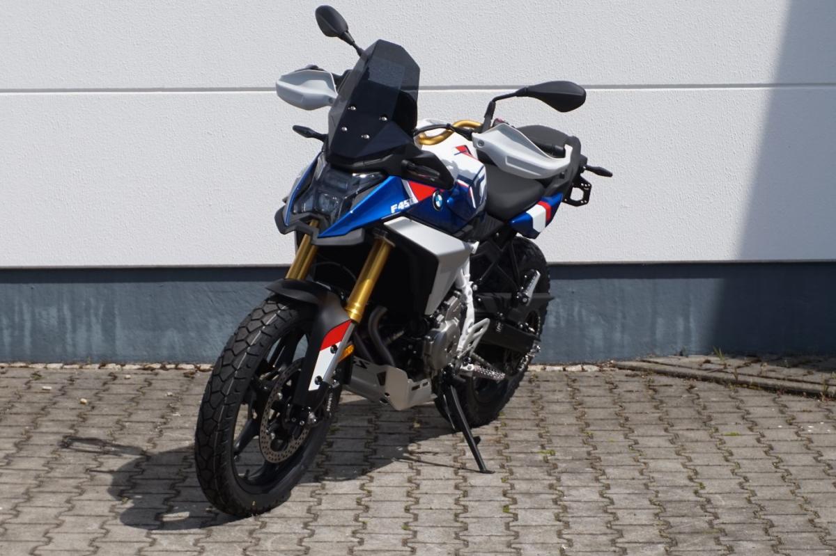 Originalaufnahme des Fahrzeugs