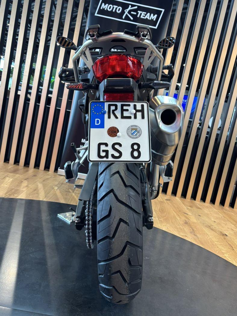 Originalaufnahme des Fahrzeugs