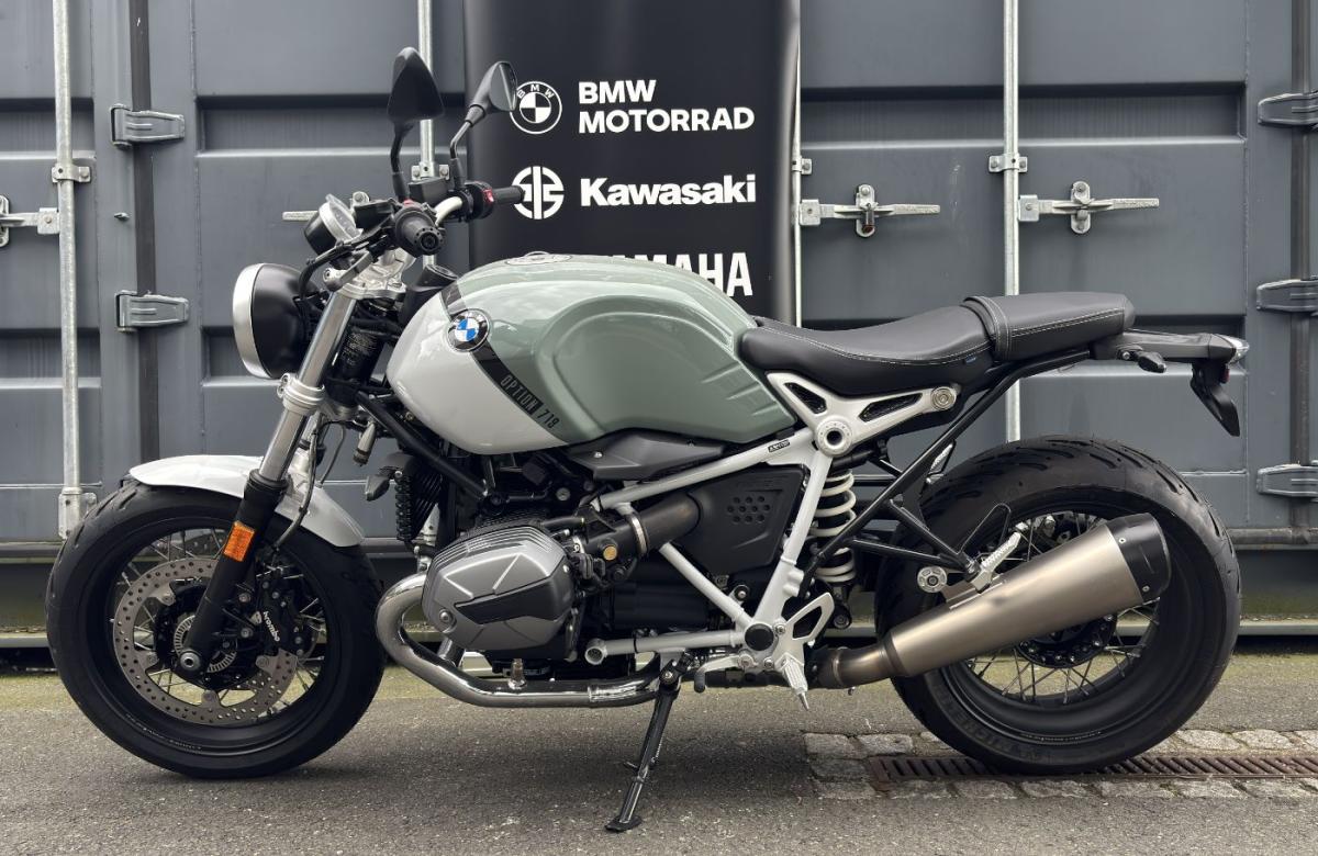 BMW R nineT Pure in Weiß von vorne
