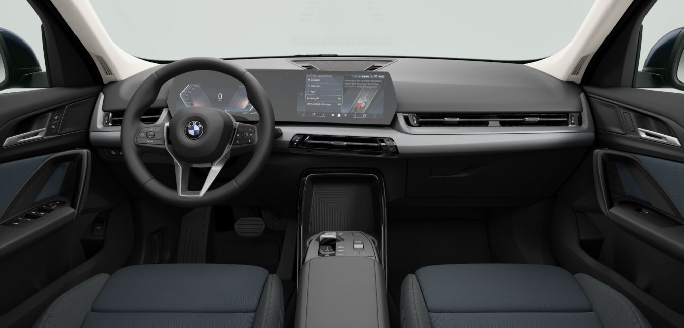 BMW BMW X im Innenraum von vorne