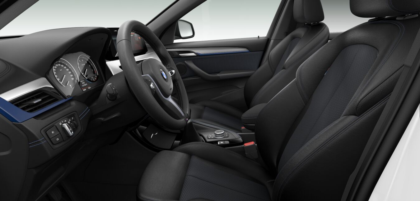 BMW BMW X im Innenraum seitlich BMW BMW X im Innenraum seitlich