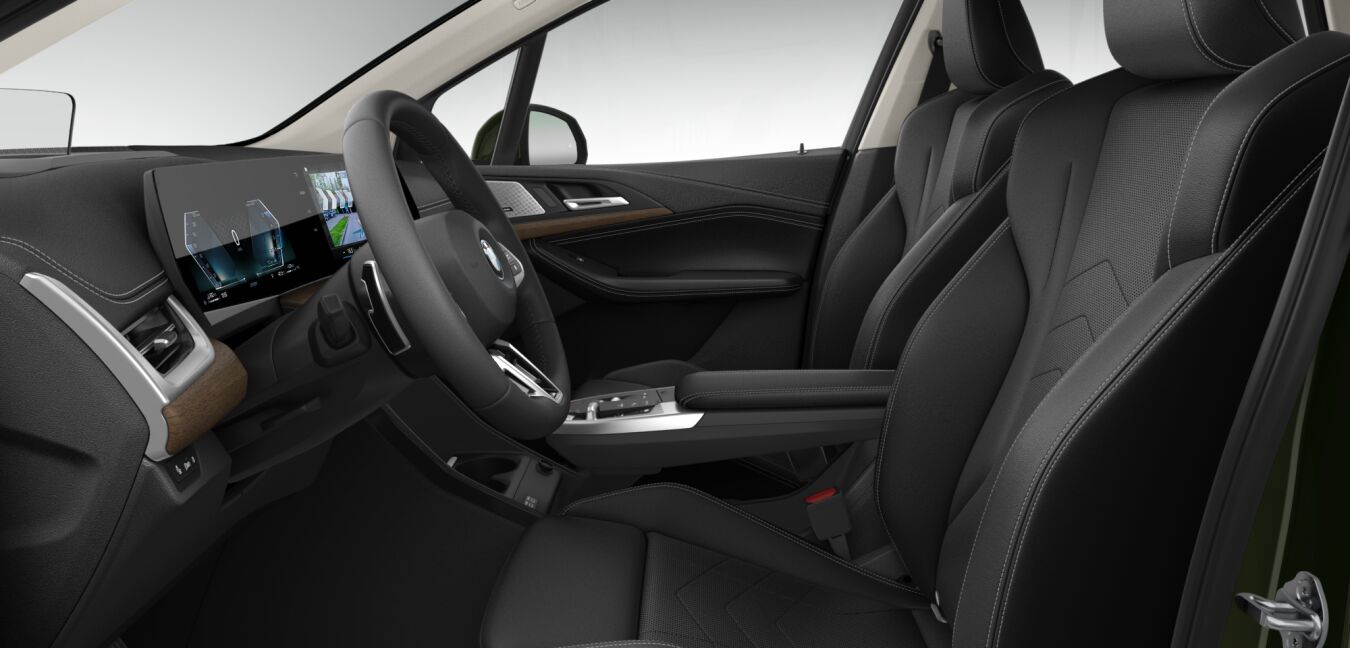 BMW BMW 2er im Innenraum seitlich BMW BMW 2er im Innenraum seitlich