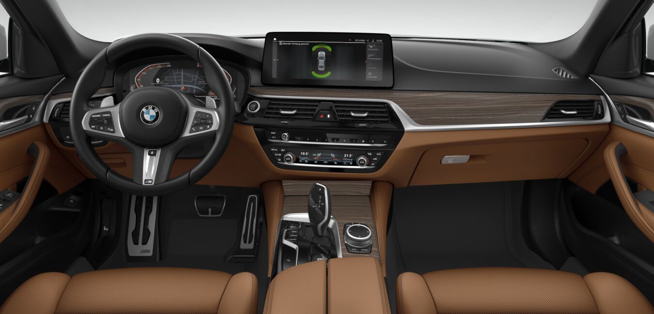 BMW BMW 5er im Innenraum von vorne BMW BMW 5er im Innenraum von vorne