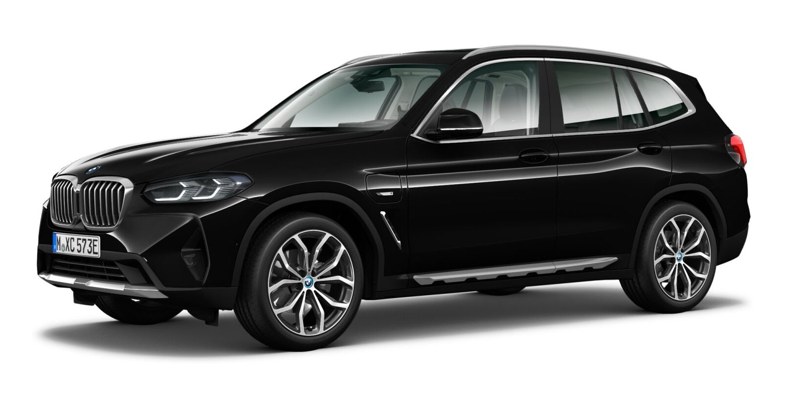 BMW X3 xDrive 30e in Schwarz von vorne BMW X3 xDrive 30e in Schwarz von vorne