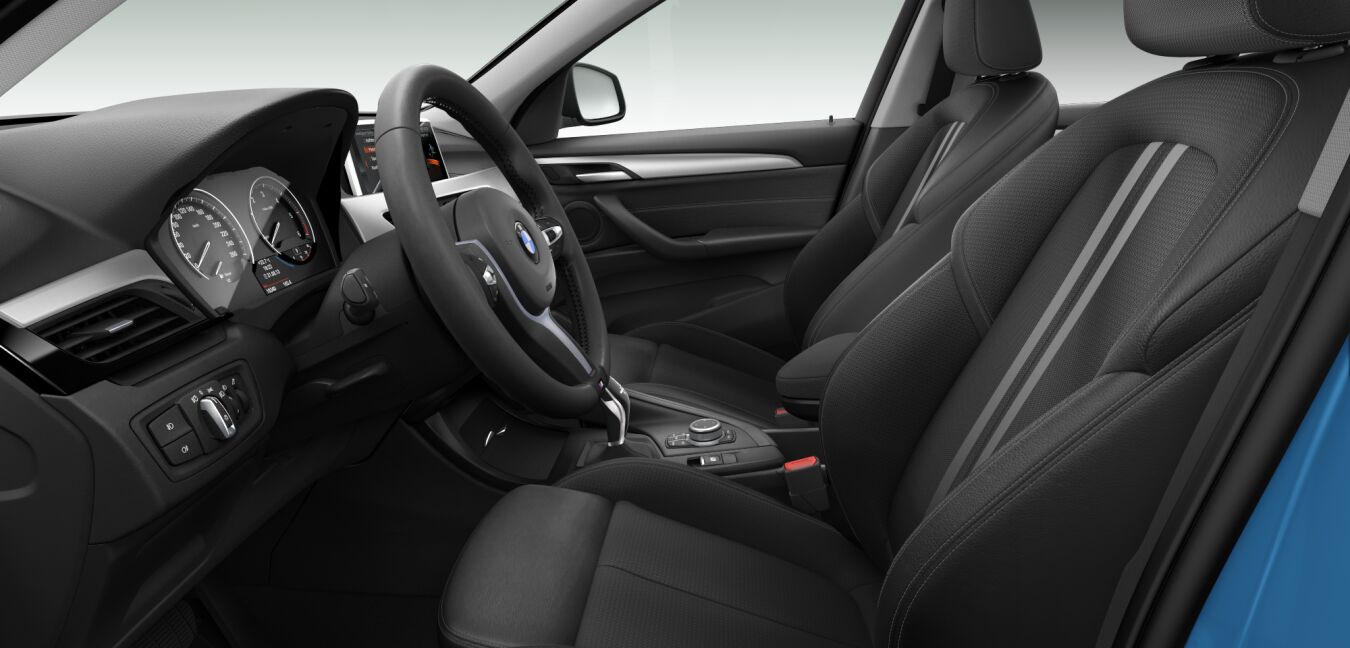 BMW BMW X im Innenraum seitlich BMW BMW X im Innenraum seitlich