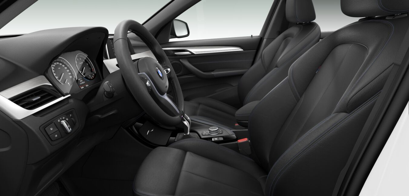 BMW BMW X im Innenraum seitlich BMW BMW X im Innenraum seitlich