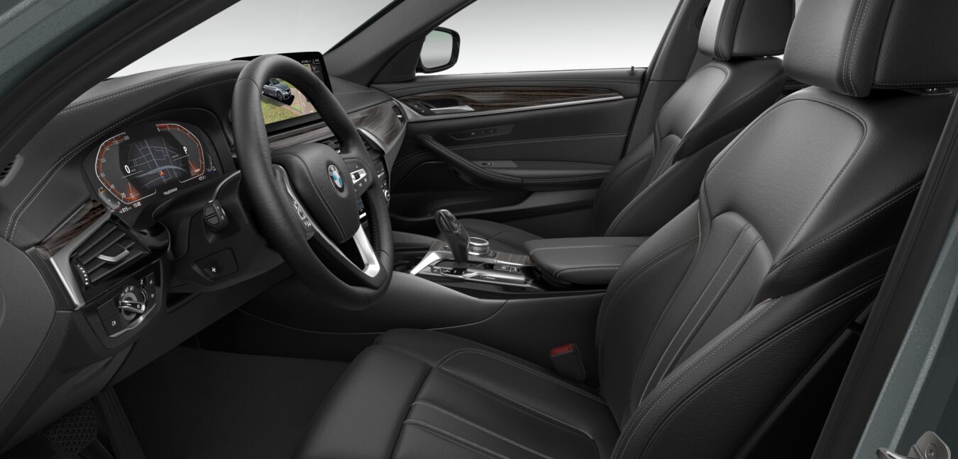 BMW BMW 5er im Innenraum seitlich