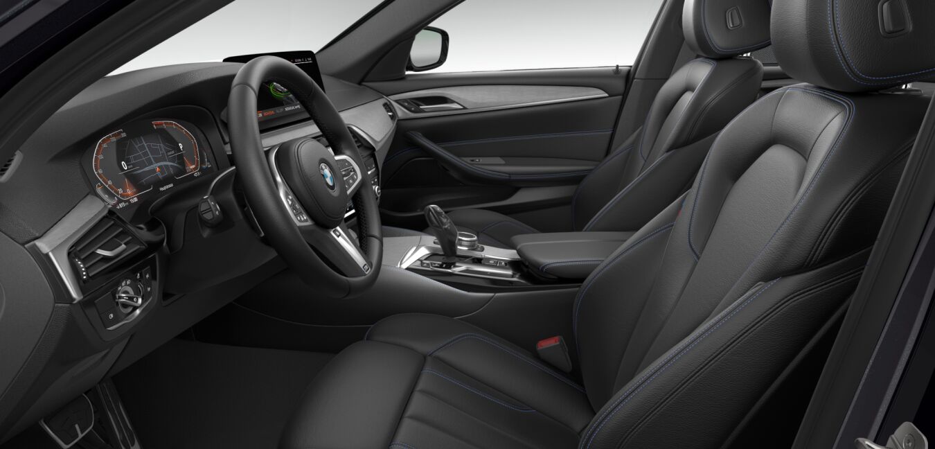 BMW BMW 5er im Innenraum seitlich