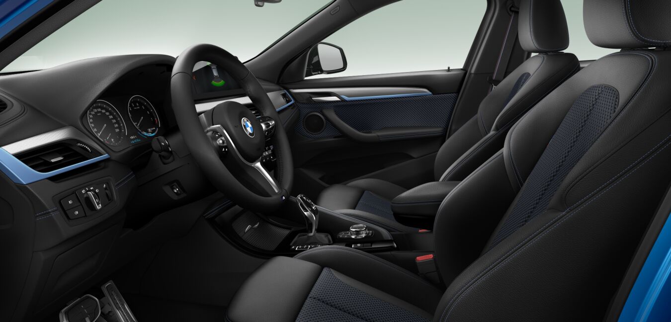 BMW BMW X im Innenraum seitlich BMW BMW X im Innenraum seitlich