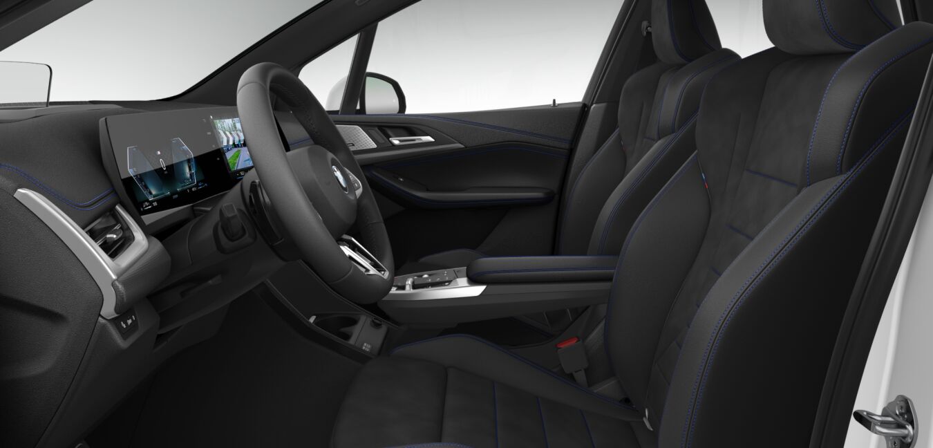 BMW BMW 2er im Innenraum seitlich BMW BMW 2er im Innenraum seitlich
