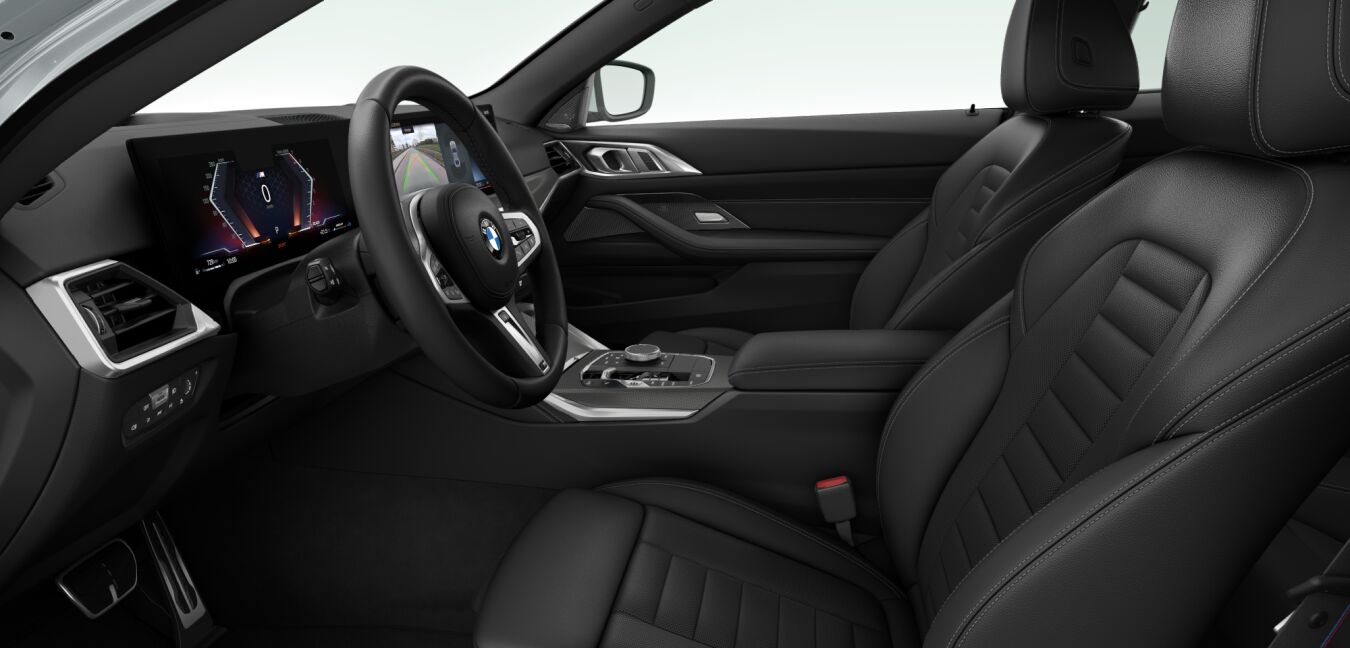 BMW BMW 4er im Innenraum seitlich BMW BMW 4er im Innenraum seitlich