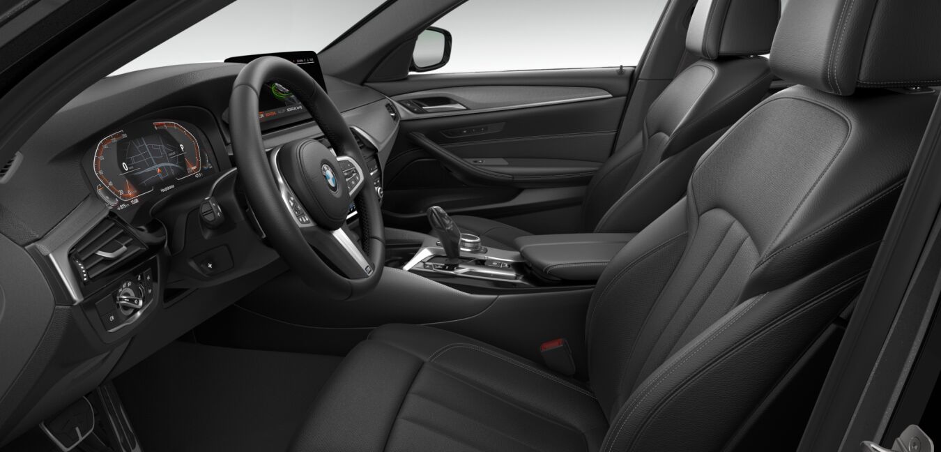 BMW BMW 5er im Innenraum seitlich BMW BMW 5er im Innenraum seitlich