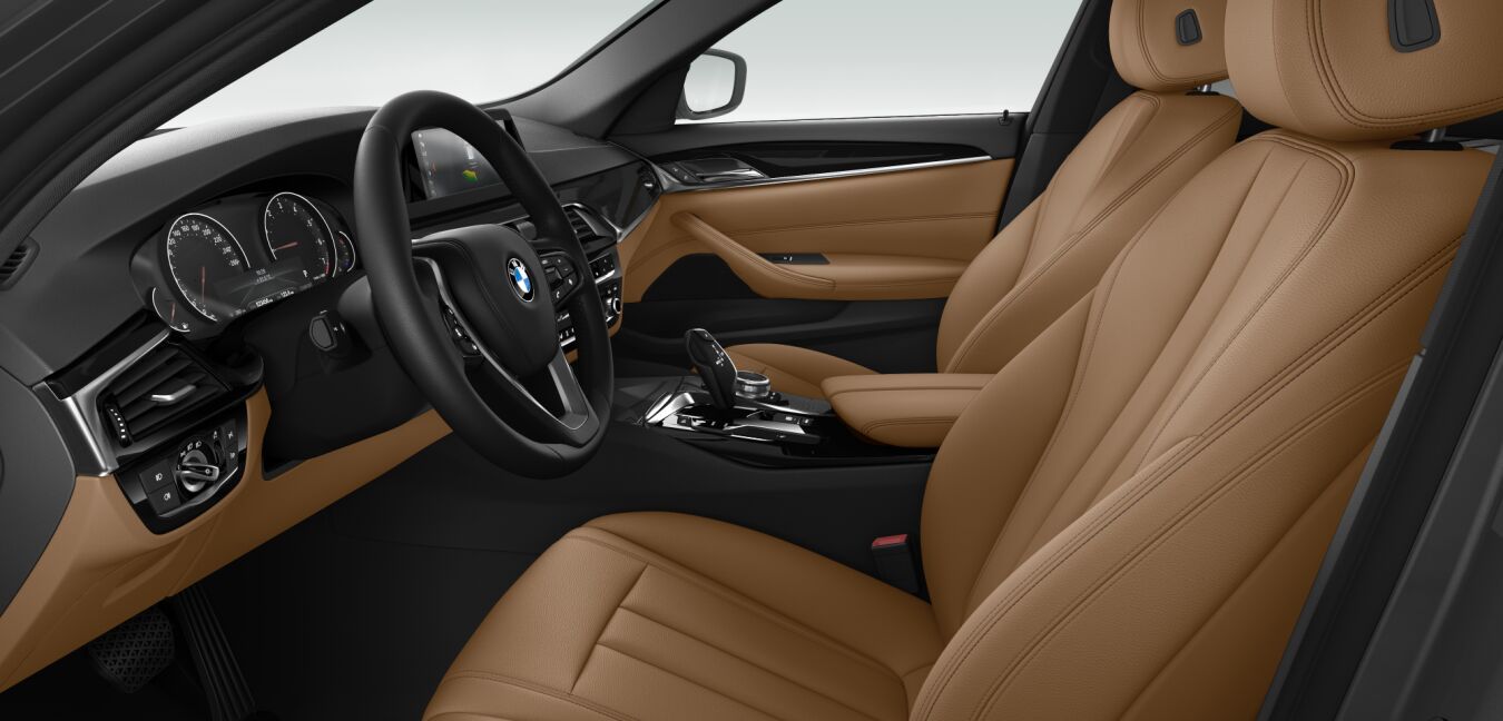 BMW BMW 5er im Innenraum seitlich BMW BMW 5er im Innenraum seitlich