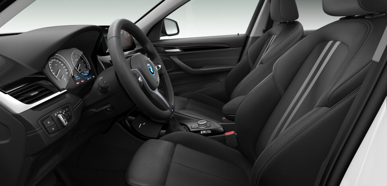 BMW BMW X im Innenraum seitlich BMW BMW X im Innenraum seitlich
