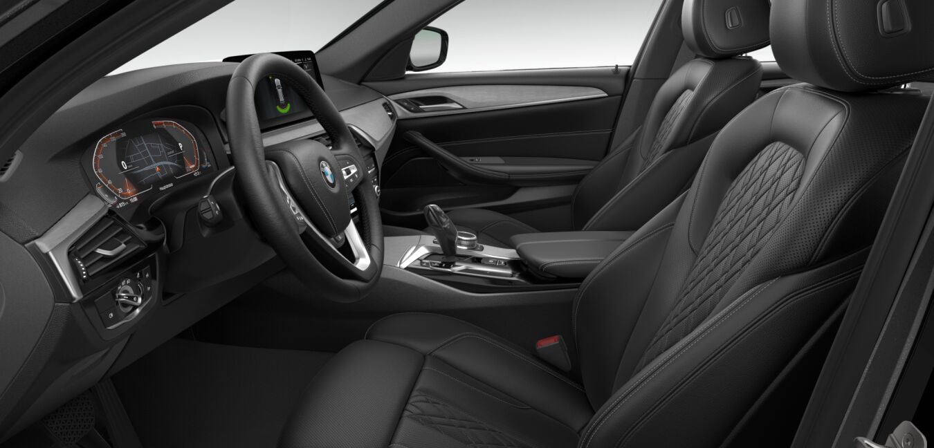 BMW BMW 5er im Innenraum seitlich
