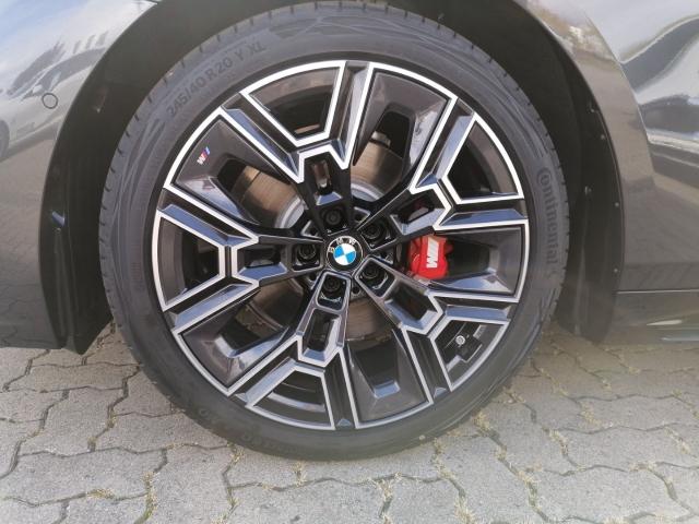 Originalaufnahme des Fahrzeugs