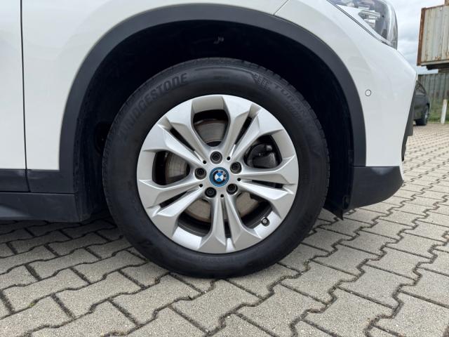 Originalaufnahme des Fahrzeugs Originalaufnahme des Fahrzeugs
