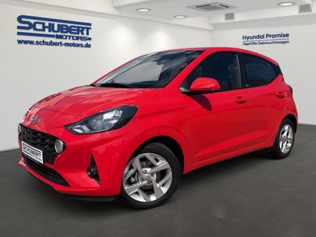 HYUNDAI i10 in Rot von vorne HYUNDAI i10 in Rot von vorne
