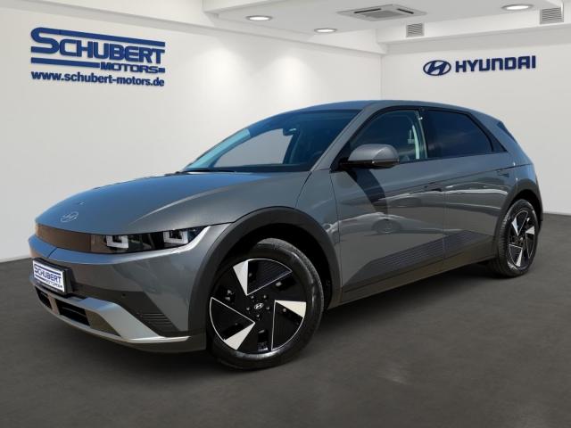 HYUNDAI IONIQ 5 in Grau von vorne HYUNDAI IONIQ 5 in Grau von vorne