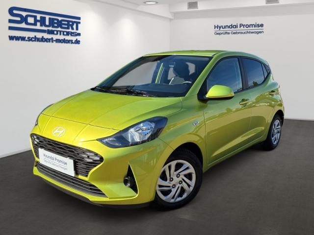 HYUNDAI i10 in Gelb von vorne HYUNDAI i10 in Gelb von vorne