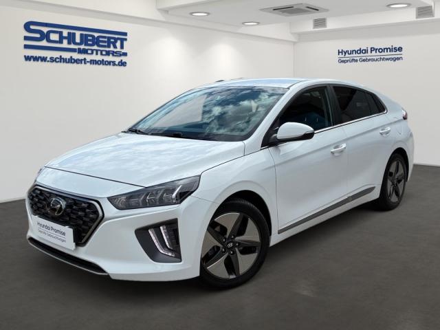 HYUNDAI IONIQ in Weiß von vorne HYUNDAI IONIQ in Weiß von vorne