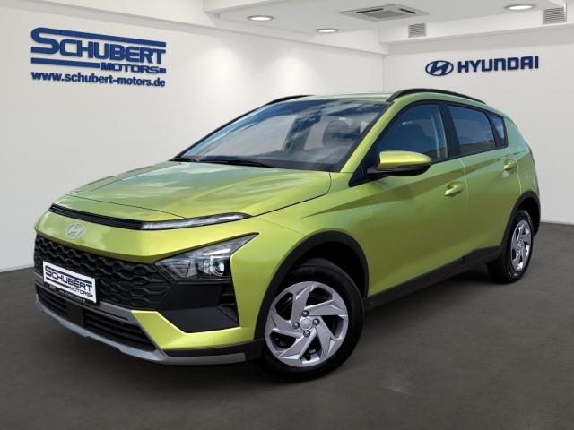 HYUNDAI BAYON in Gelb von vorne HYUNDAI BAYON in Gelb von vorne