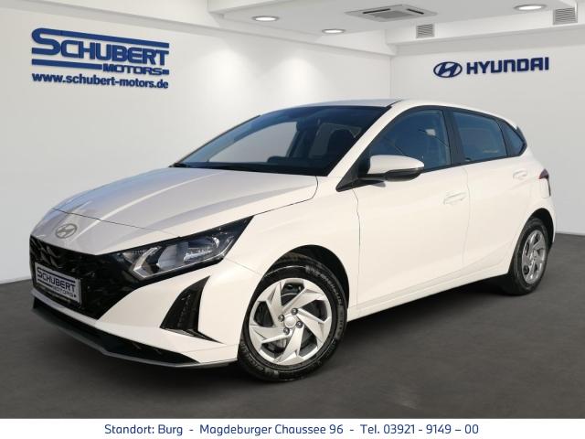 HYUNDAI i20 in Weiß von vorne HYUNDAI i20 in Weiß von vorne