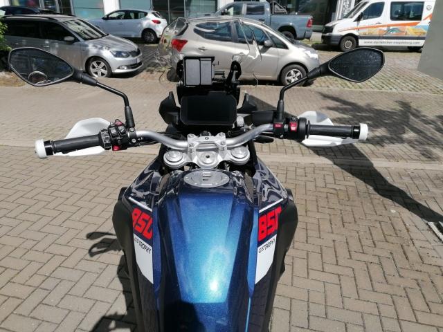 Originalaufnahme des Fahrzeugs Originalaufnahme des Fahrzeugs