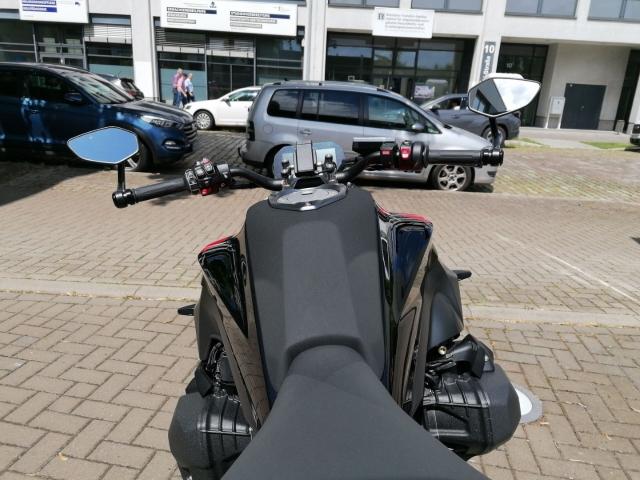 Originalaufnahme des Fahrzeugs Originalaufnahme des Fahrzeugs