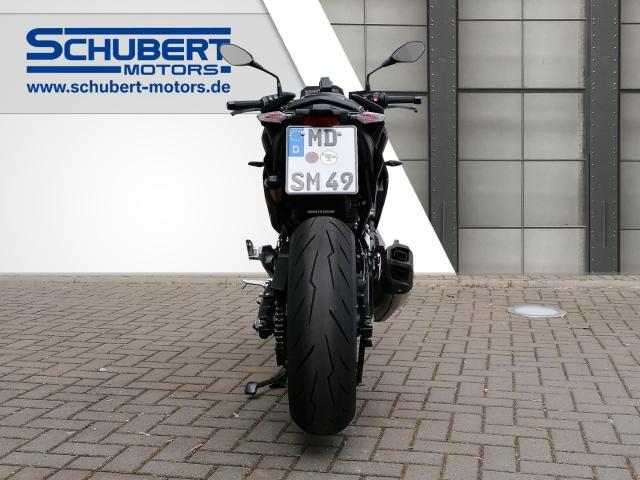 Originalaufnahme des Fahrzeugs