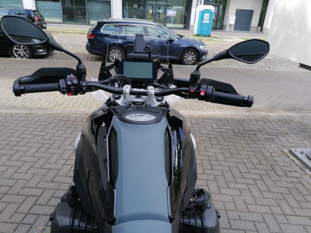 Originalaufnahme des Fahrzeugs Originalaufnahme des Fahrzeugs