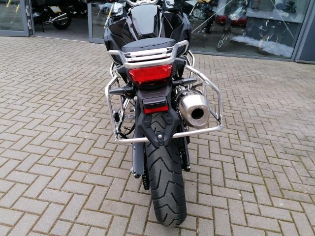 Originalaufnahme des Fahrzeugs Originalaufnahme des Fahrzeugs