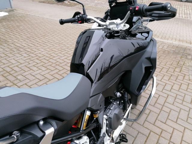 Originalaufnahme des Fahrzeugs Originalaufnahme des Fahrzeugs