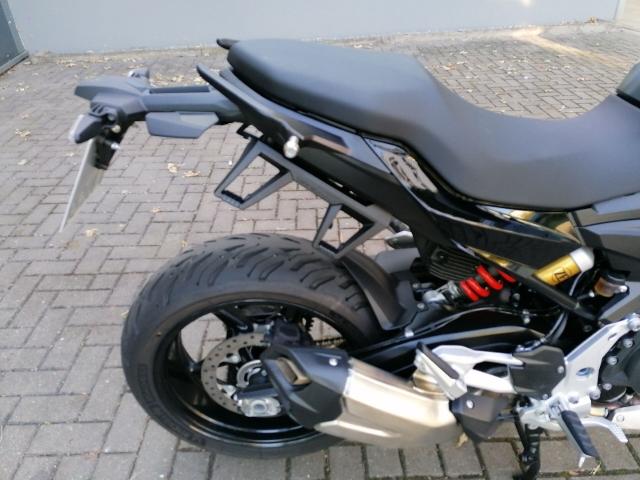 Originalaufnahme des Fahrzeugs Originalaufnahme des Fahrzeugs