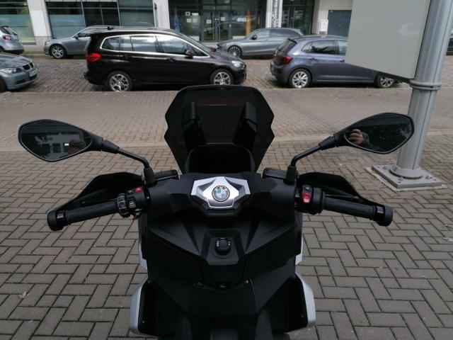 Originalaufnahme des Fahrzeugs Originalaufnahme des Fahrzeugs