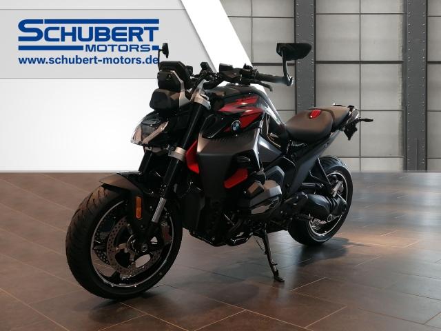 BMW R 1300 R in Schwarz von vorne BMW R 1300 R in Schwarz von vorne