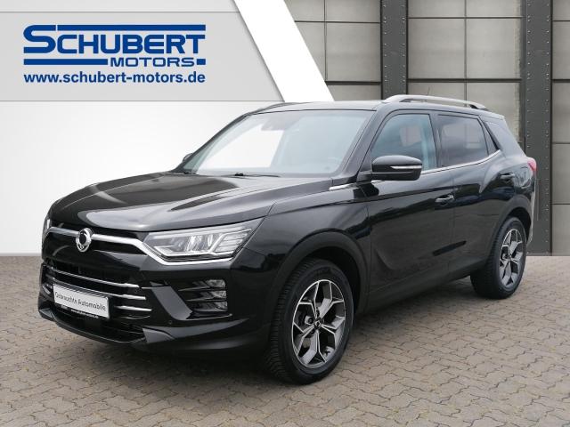 SSANGYONG Korando in Schwarz von vorne SSANGYONG Korando in Schwarz von vorne